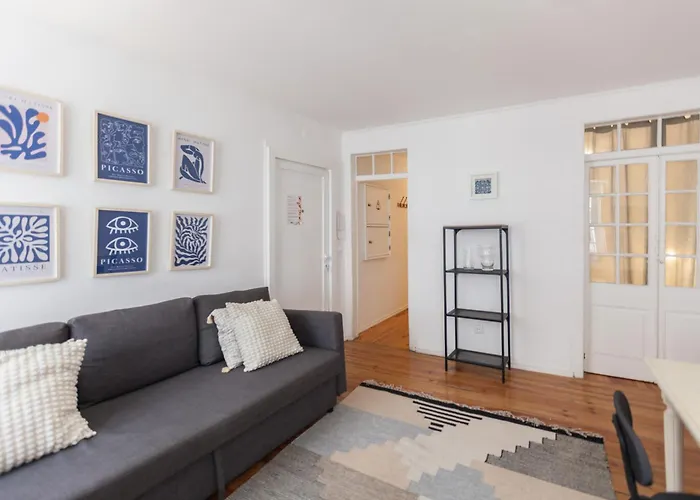 Apartment Flh - Central Flat In Bairro Alto Lisbon
