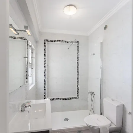 Flh - Central Flat In Bairro Alto Апартаменты Лиссабон
